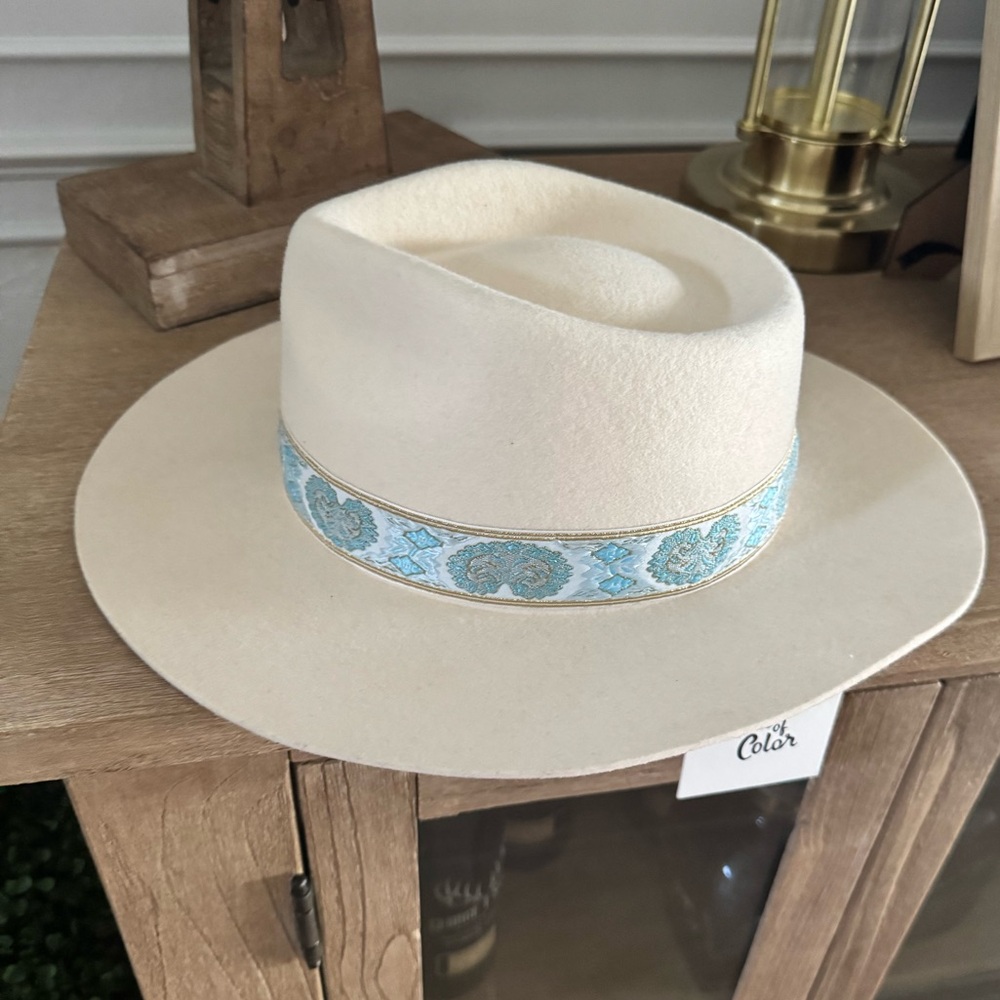Lack of color hat